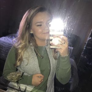 Meet your Posher, Katlyn